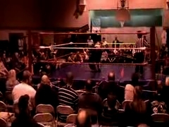 October_27,_2006_Supergirl_Title_Match_flv_000336086.jpg