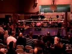 October_27,_2006_Supergirl_Title_Match_flv_000337004.jpg