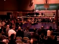 October_27,_2006_Supergirl_Title_Match_flv_000338422.jpg