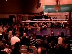 October_27,_2006_Supergirl_Title_Match_flv_000338922.jpg