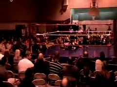 October_27,_2006_Supergirl_Title_Match_flv_000339256.jpg