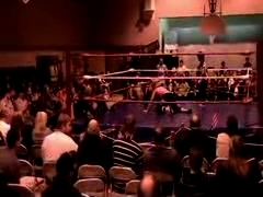 October_27,_2006_Supergirl_Title_Match_flv_000339673.jpg