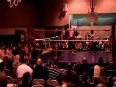 October_27,_2006_Supergirl_Title_Match_flv_000343760.jpg