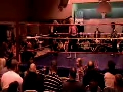 October_27,_2006_Supergirl_Title_Match_flv_000353270.jpg