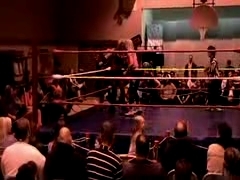 October_27,_2006_Supergirl_Title_Match_flv_000354271.jpg