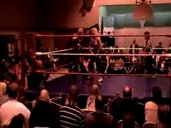 October_27,_2006_Supergirl_Title_Match_flv_000354855.jpg