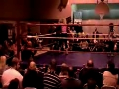 October_27,_2006_Supergirl_Title_Match_flv_000357774.jpg