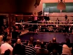 October_27,_2006_Supergirl_Title_Match_flv_000358525.jpg