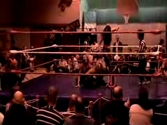 October_27,_2006_Supergirl_Title_Match_flv_000371371.jpg