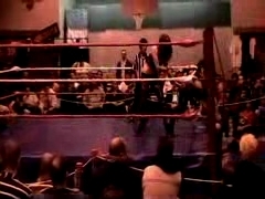 October_27,_2006_Supergirl_Title_Match_flv_000375292.jpg