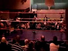 October_27,_2006_Supergirl_Title_Match_flv_000377794.jpg