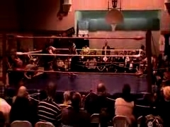 October_27,_2006_Supergirl_Title_Match_flv_000378629.jpg