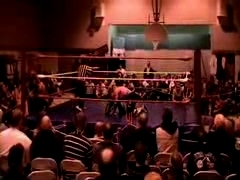 October_27,_2006_Supergirl_Title_Match_flv_000392893.jpg