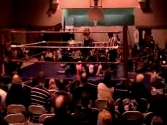 October_27,_2006_Supergirl_Title_Match_flv_000404655.jpg