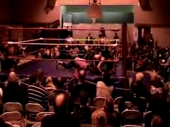 October_27,_2006_Supergirl_Title_Match_flv_000407157.jpg