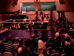 October_27,_2006_Supergirl_Title_Match_flv_000418335.jpg