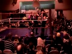 October_27,_2006_Supergirl_Title_Match_flv_000419336.jpg