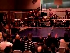 October_27,_2006_Supergirl_Title_Match_flv_000424675.jpg