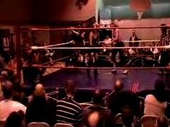 October_27,_2006_Supergirl_Title_Match_flv_000425008.jpg