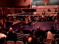 October_27,_2006_Supergirl_Title_Match_flv_000426176.jpg