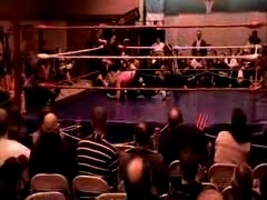 October_27,_2006_Supergirl_Title_Match_flv_000427010.jpg