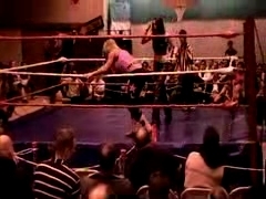 October_27,_2006_Supergirl_Title_Match_flv_000436103.jpg