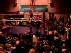 October_27,_2006_Supergirl_Title_Match_flv_000443193.jpg