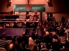 October_27,_2006_Supergirl_Title_Match_flv_000445612.jpg