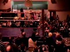 October_27,_2006_Supergirl_Title_Match_flv_000446780.jpg