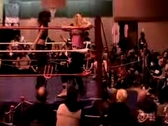 October_27,_2006_Supergirl_Title_Match_flv_000453203.jpg