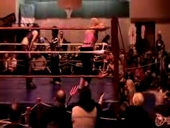 October_27,_2006_Supergirl_Title_Match_flv_000455706.jpg