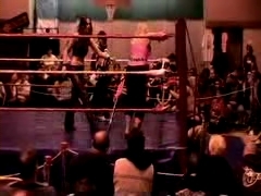 October_27,_2006_Supergirl_Title_Match_flv_000457791.jpg