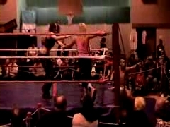 October_27,_2006_Supergirl_Title_Match_flv_000460544.jpg