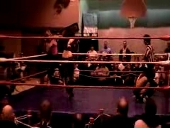 October_27,_2006_Supergirl_Title_Match_flv_000469720.jpg