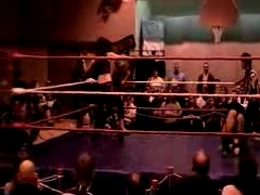 October_27,_2006_Supergirl_Title_Match_flv_000470053.jpg