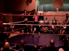 October_27,_2006_Supergirl_Title_Match_flv_000470721.jpg