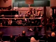 October_27,_2006_Supergirl_Title_Match_flv_000473891.jpg