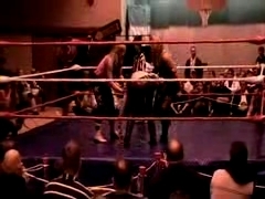 October_27,_2006_Supergirl_Title_Match_flv_000486737.jpg