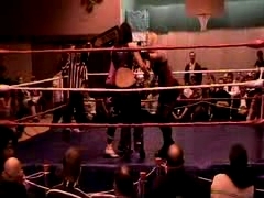 October_27,_2006_Supergirl_Title_Match_flv_000488488.jpg