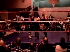 October_27,_2006_Supergirl_Title_Match_flv_000489740.jpg