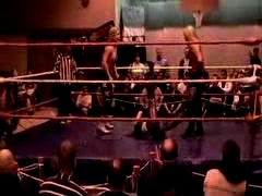 October_27,_2006_Supergirl_Title_Match_flv_000492659.jpg