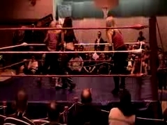 October_27,_2006_Supergirl_Title_Match_flv_000501668.jpg