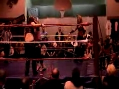 October_27,_2006_Supergirl_Title_Match_flv_000508842.jpg