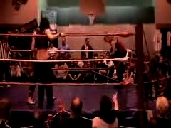 October_27,_2006_Supergirl_Title_Match_flv_000510677.jpg