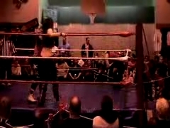 October_27,_2006_Supergirl_Title_Match_flv_000511094.jpg