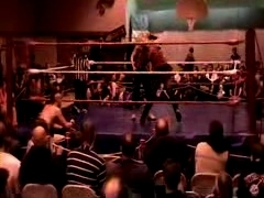 October_27,_2006_Supergirl_Title_Match_flv_000529279.jpg