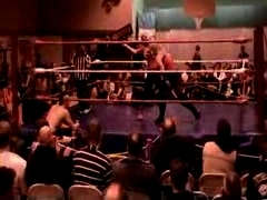 October_27,_2006_Supergirl_Title_Match_flv_000529613.jpg