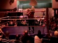 October_27,_2006_Supergirl_Title_Match_flv_000535452.jpg