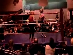 October_27,_2006_Supergirl_Title_Match_flv_000538038.jpg