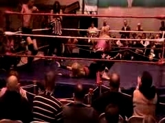 October_27,_2006_Supergirl_Title_Match_flv_000562980.jpg